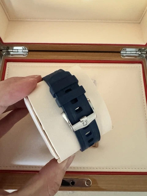 Omega Seamaster Diver 300 42 mm Céramique Gris Bleu 210.32.42.20.06.001 Caoutchouc