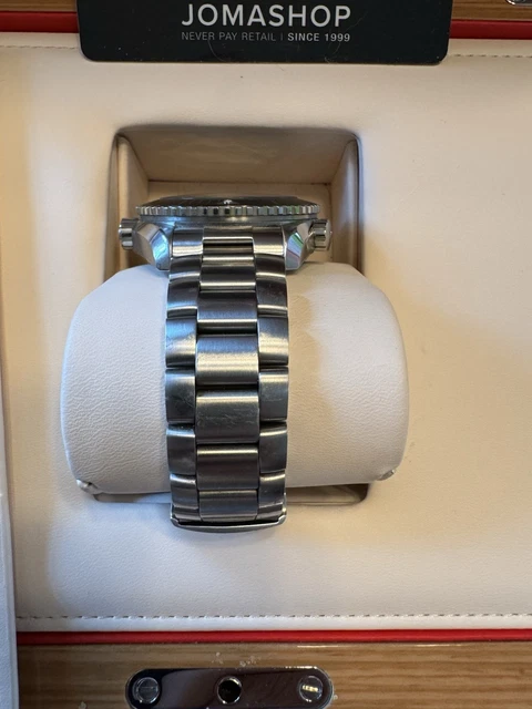 Montre automatique pour homme Omega Seamaster Planet Ocean 215.30.44.21.01.001