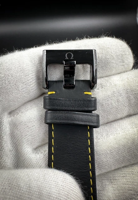 Omega Speedmaster Apollo 8 Dark Side of the Moon 311.92.44.30 Céramique - KIT COMPLET