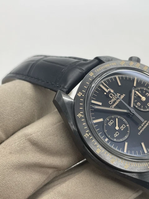 Omega Speedmaster Dark Side Of The Moon DSOTM 311.92.44.51.01.006 avec cartes