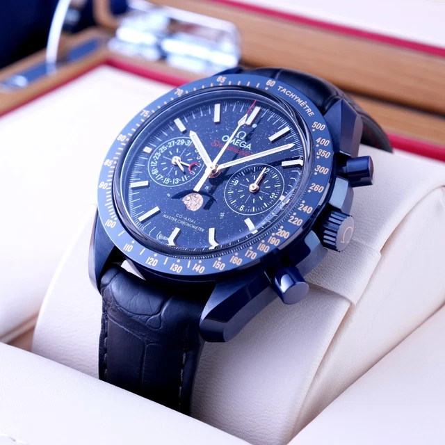 Omega Speedmaster Moonphase Céramique Cadran Bleu Aventurine - 304.93.44.52.03.002