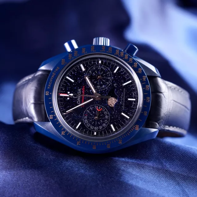 Omega Speedmaster Moonphase Céramique Cadran Bleu Aventurine - 304.93.44.52.03.002