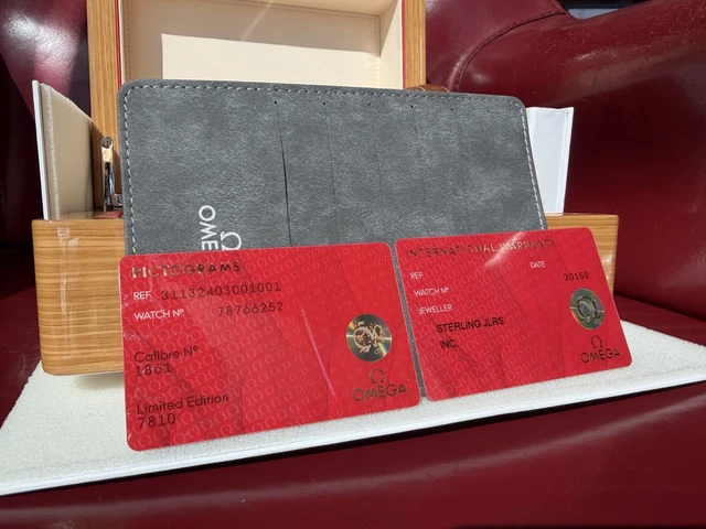 Omega Speedmaster Moonwatch Première montre Omega dans l'espace Édition limitée État neuf Portée deux fois