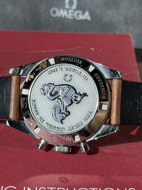 Omega Speedmaster Moonwatch Première montre Omega dans l'espace Édition limitée État neuf Portée deux fois