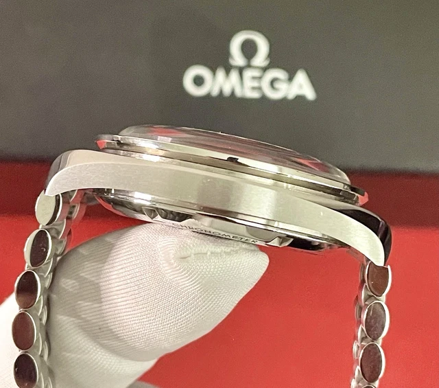 Omega Speedmaster Professional Hesalite Moonwatch. Coffret cadeau. 310.30.42.50.01.001