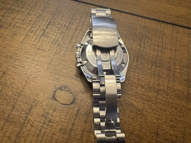 Omega Speedmaster Professional Moonwatch 42 mm 3570.50.00 Hesalite avec boîte et carte