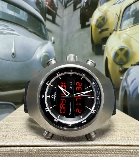 Montre à quartz Omega Speedmaster Spacemaster Z-33 en titane - Coffret complet et papiers