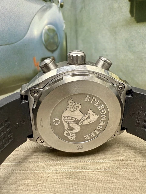 Montre à quartz Omega Speedmaster Spacemaster Z-33 en titane - Coffret complet et papiers