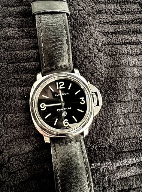 Montre Panerai Luminor Base Logo PAM01000, remontage manuel pour homme