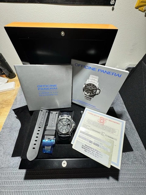 Panerai Luminor Marina PAM00104 Cadran noir sur bracelet en alligator noir