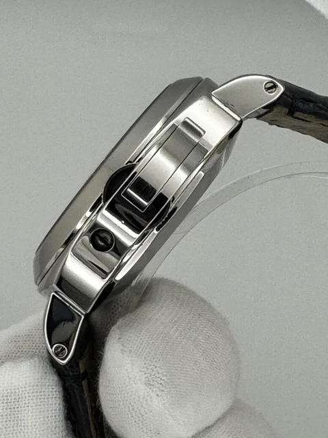 Panerai Luminor Marina PAM00104 Cadran noir sur bracelet en alligator noir