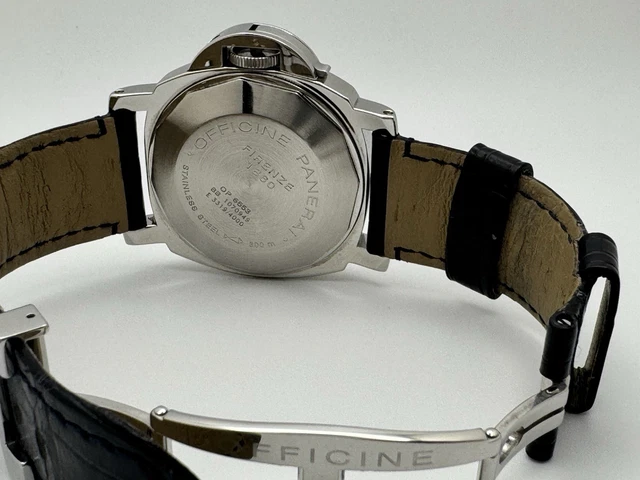 Panerai Luminor Marina PAM00104 Cadran noir sur bracelet en alligator noir