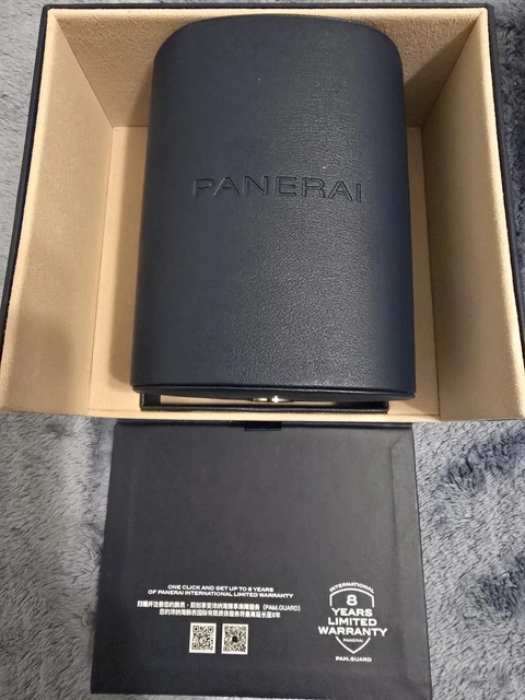 Montre de luxe pour homme Panerai Luminor - PAM01367. Neuve, jamais portée, avec boîte et papiers. Date de sortie : octobre 2025.