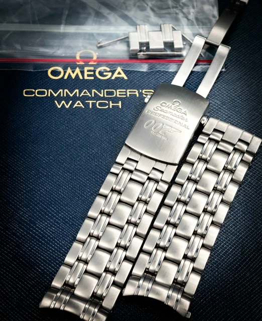 RARE OMEGA Bond Seamaster Diver 300M Commander's Watch/Blanc/Bleu/Rouge/ Bracelet