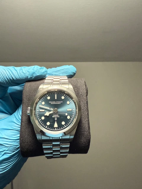 Montre Tudor Black Bay 41 automatique pour homme, cadran bleu, acier – M79680-0002