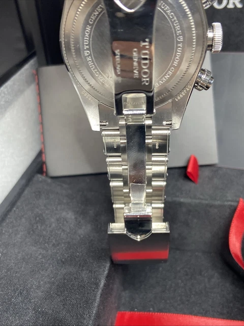 Tudor Black Bay Chrono M79360N 41 mm avec boîte et papiers ~ Occasion en excellent état