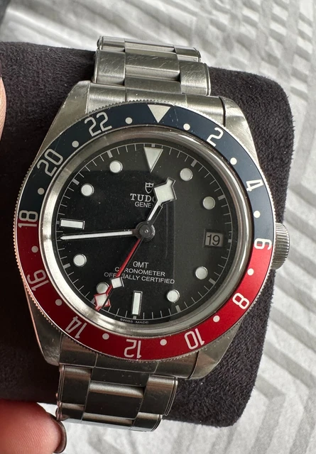 Montre Tudor Black Bay GMT automatique 41 mm