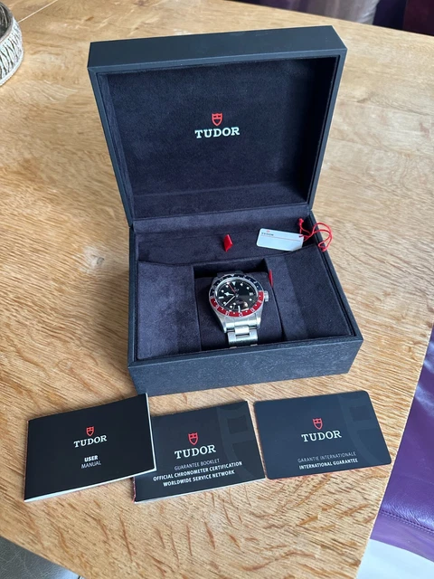 Montre Tudor Black Bay GMT automatique 41 mm