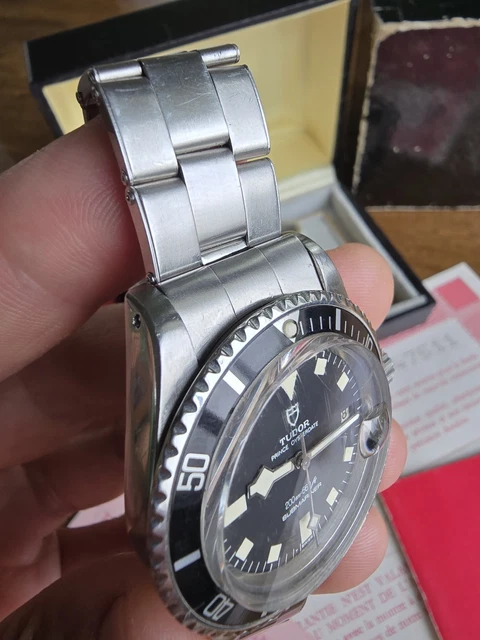 Tudor Rolex Submariner 9411 Vintage Snowflake Diver, coffret complet, papiers, 1976