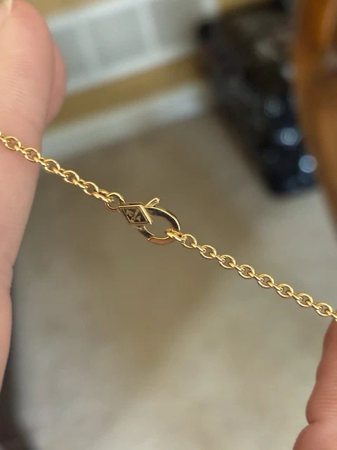 Collier pendentif en or et onyx Pure Alhambra de Van Cleef & Arpel