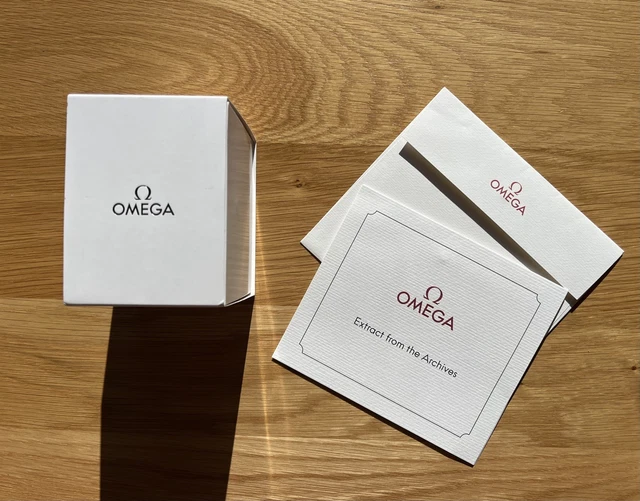 Montre Omega Speedmaster vintage 145.022 - 1983 avec documents de service et extrait d'archives