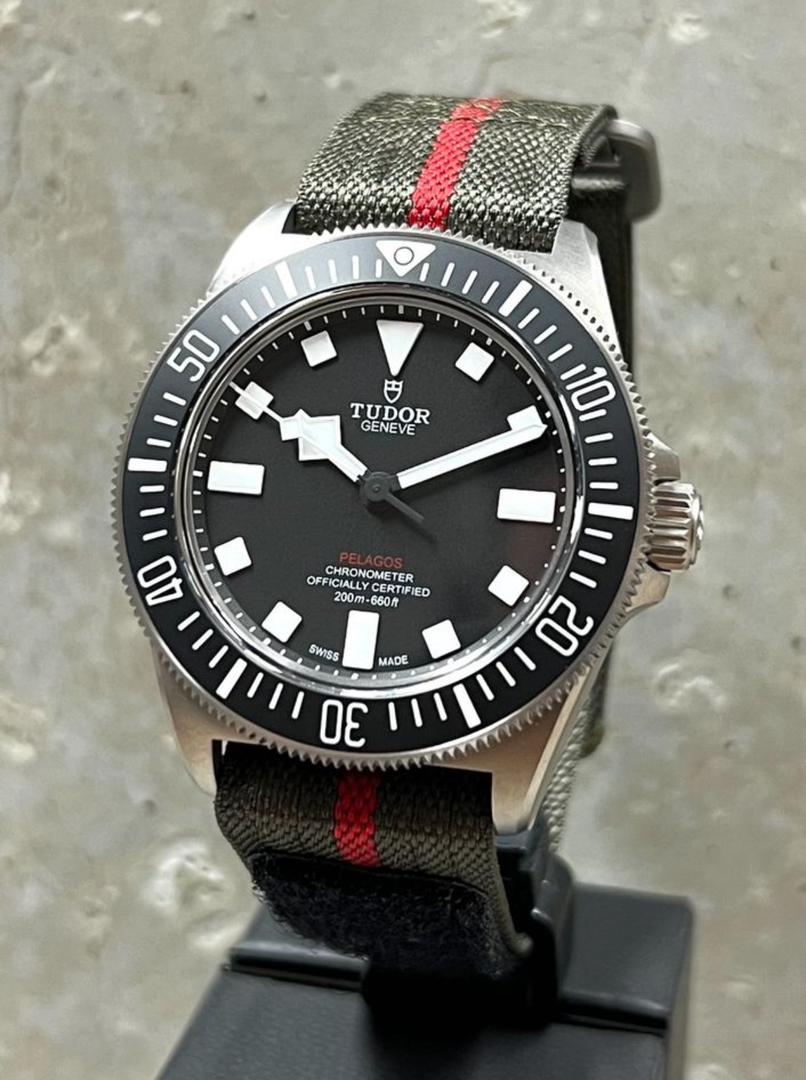 Tudor Pelagos FXD | 25717N | NEUF/Ensemble complet | 7/25 | Titane |