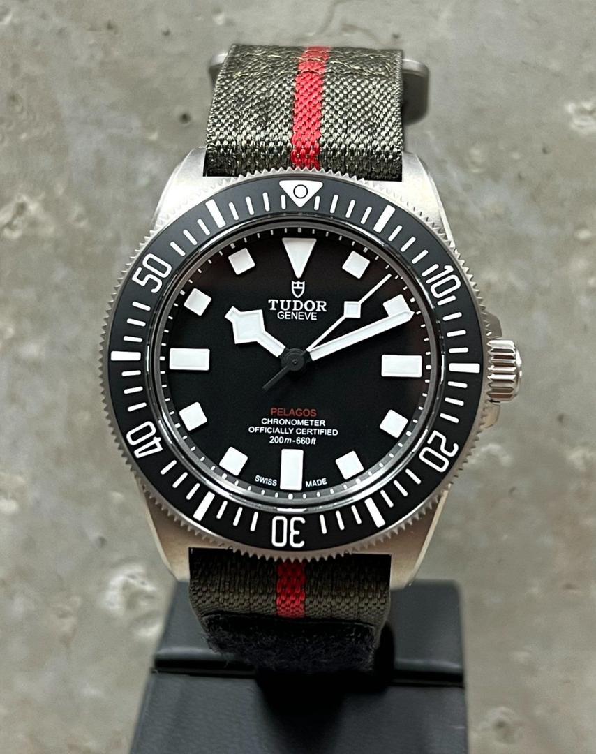 Tudor Pelagos FXD | 25717N | NEUF/Ensemble complet | 7/25 | Titane |