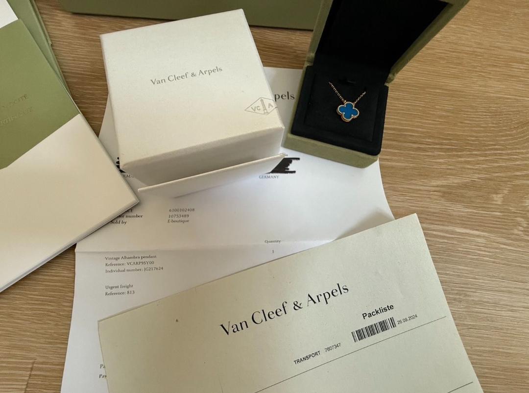 Van Cleef & Arpels Alhambra VCA *Ensemble complet* Agate Or 750