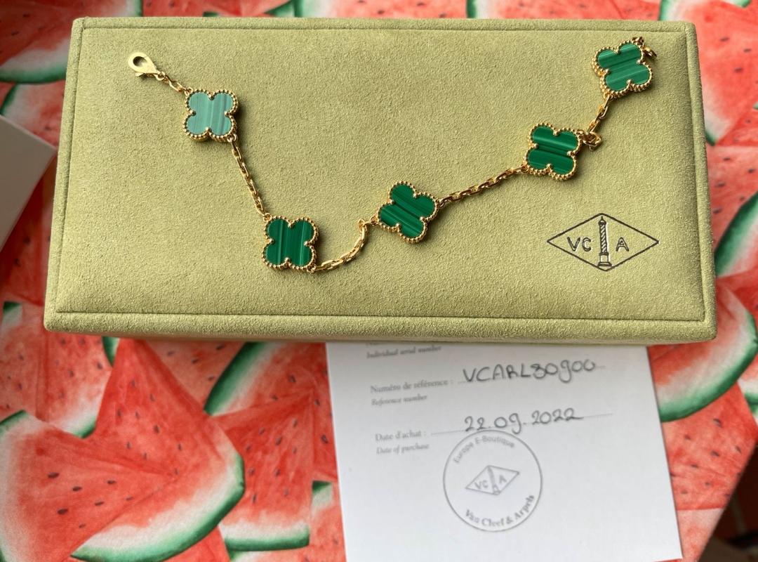 Van Cleef & Arpels Alhambra VCA *Ensemble complet* Agate Or 750