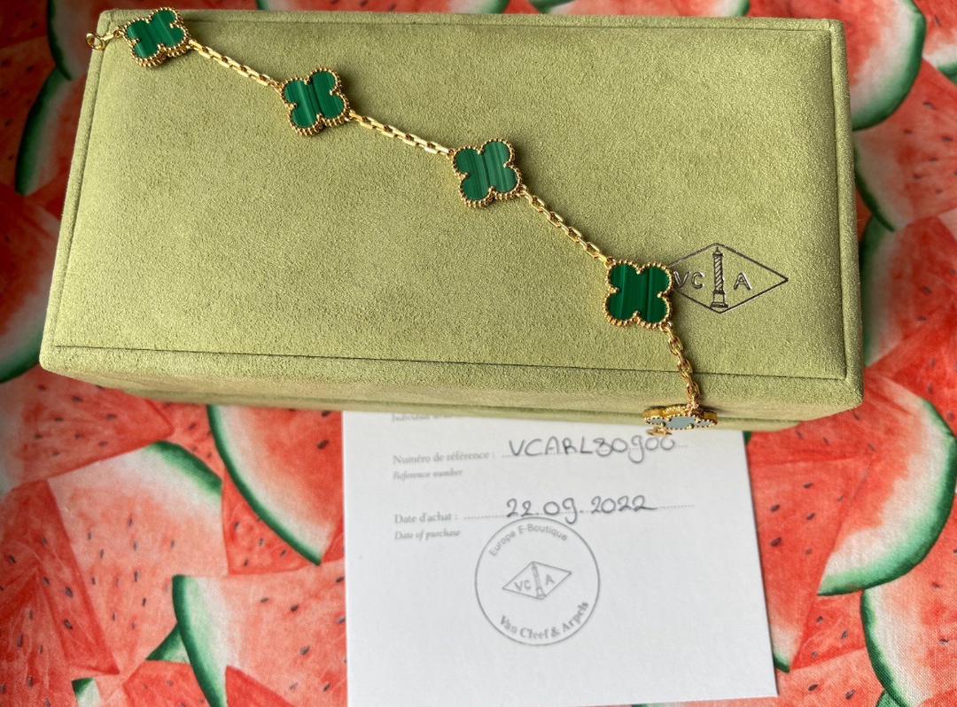 Van Cleef & Arpels Alhambra VCA *Ensemble complet* Agate Or 750