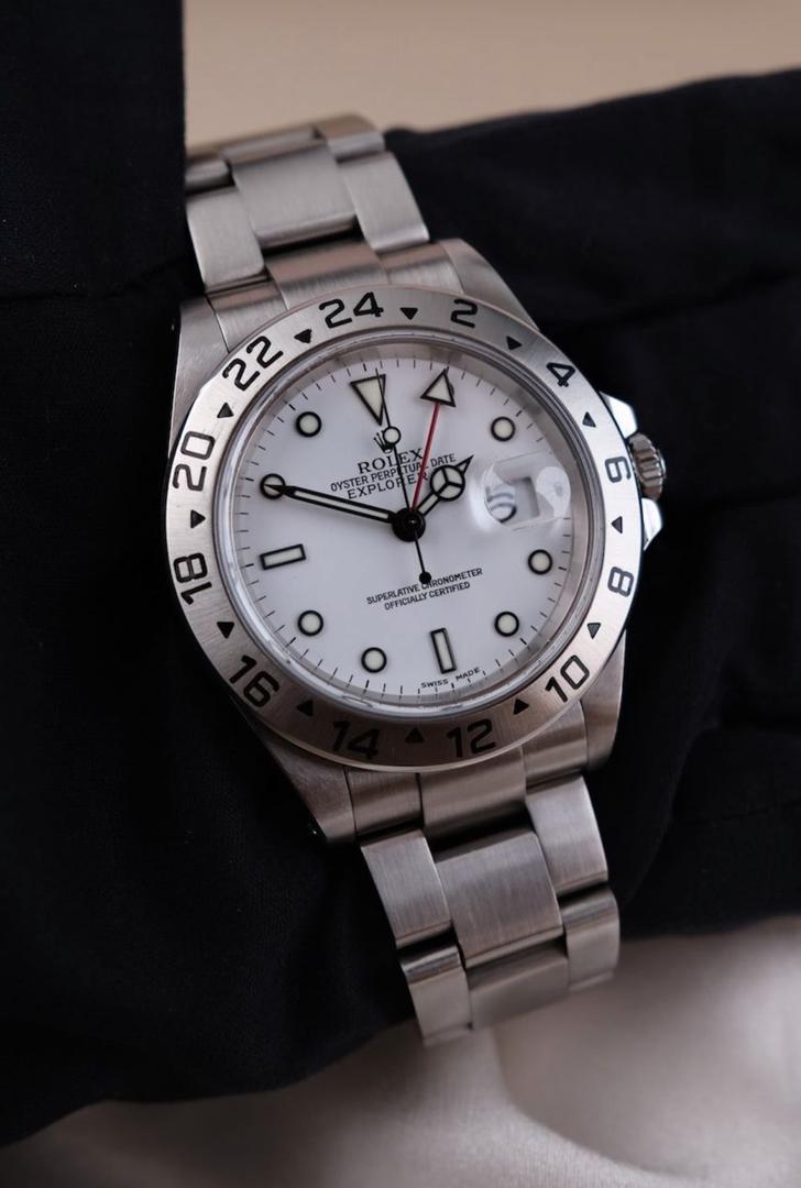 Rolex Explorer II 16570 Polar K-Series