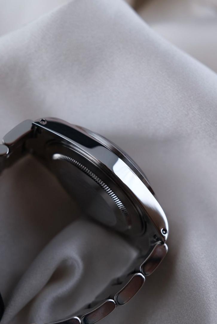 Rolex Explorer II 16570 Polar K-Series