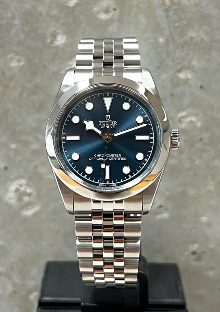 Tudor Black Bay 31 mm | NEUVE/Ensemble complet |