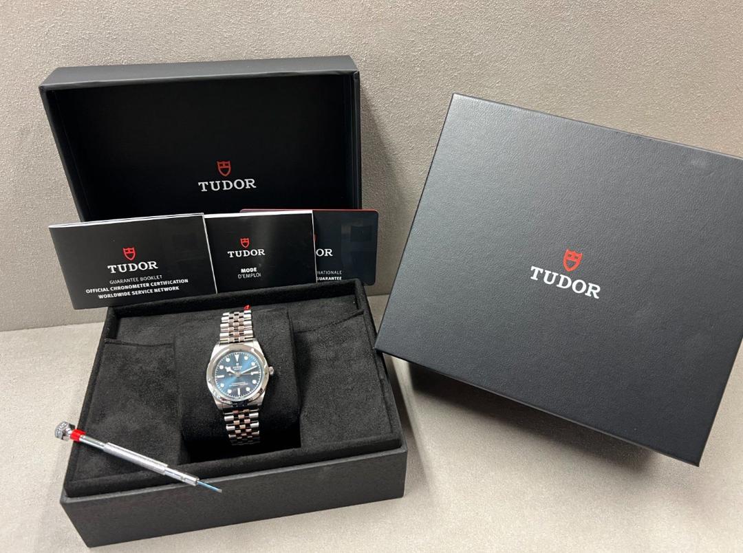 Tudor Black Bay 31 mm | NEUVE/Ensemble complet |