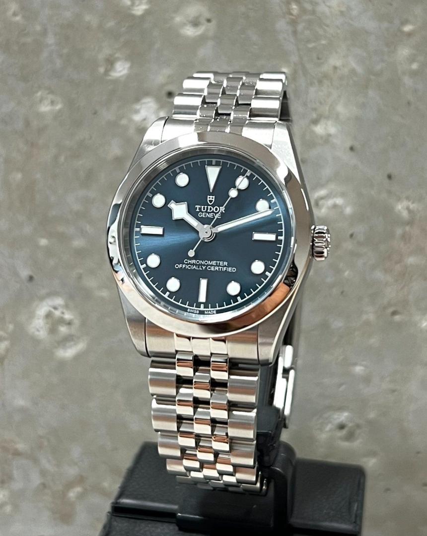 Tudor Black Bay 31 mm | NEUVE/Ensemble complet |