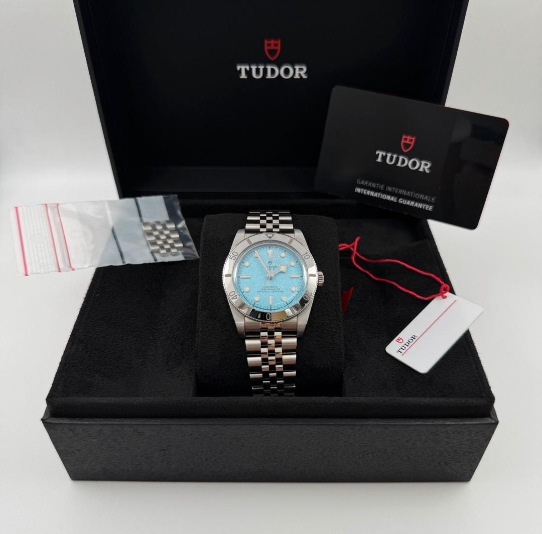 Tudor Black Bay 54 « Blue Lagoon » Réf. M79000-0001 NEUVE