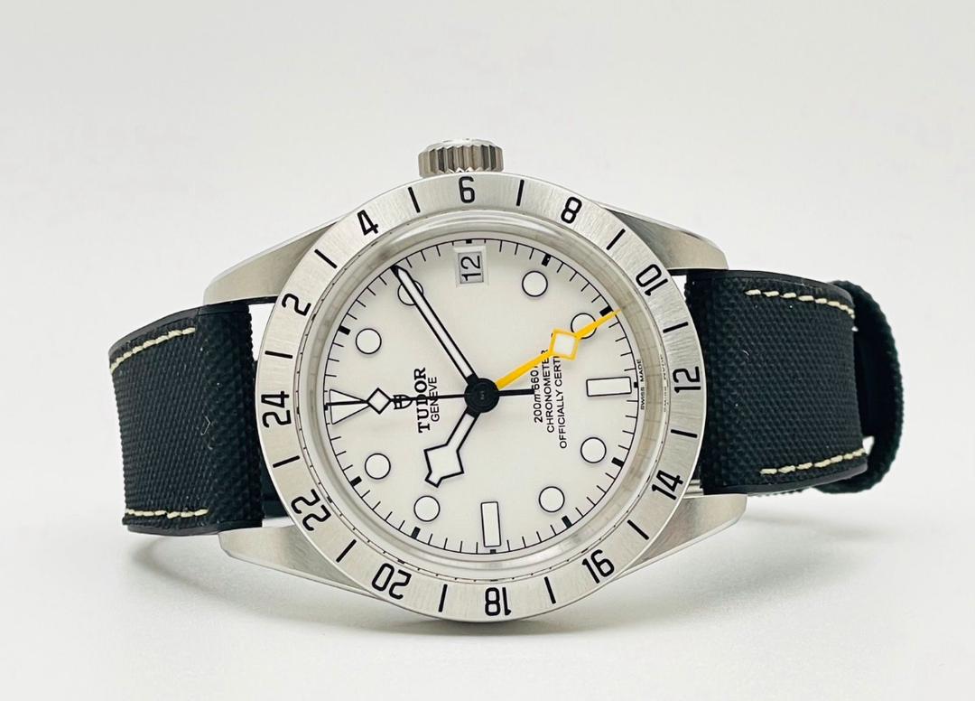 Tudor Black Bay Pro 39 mm - M79470-0006 - Neuve - Coffret complet