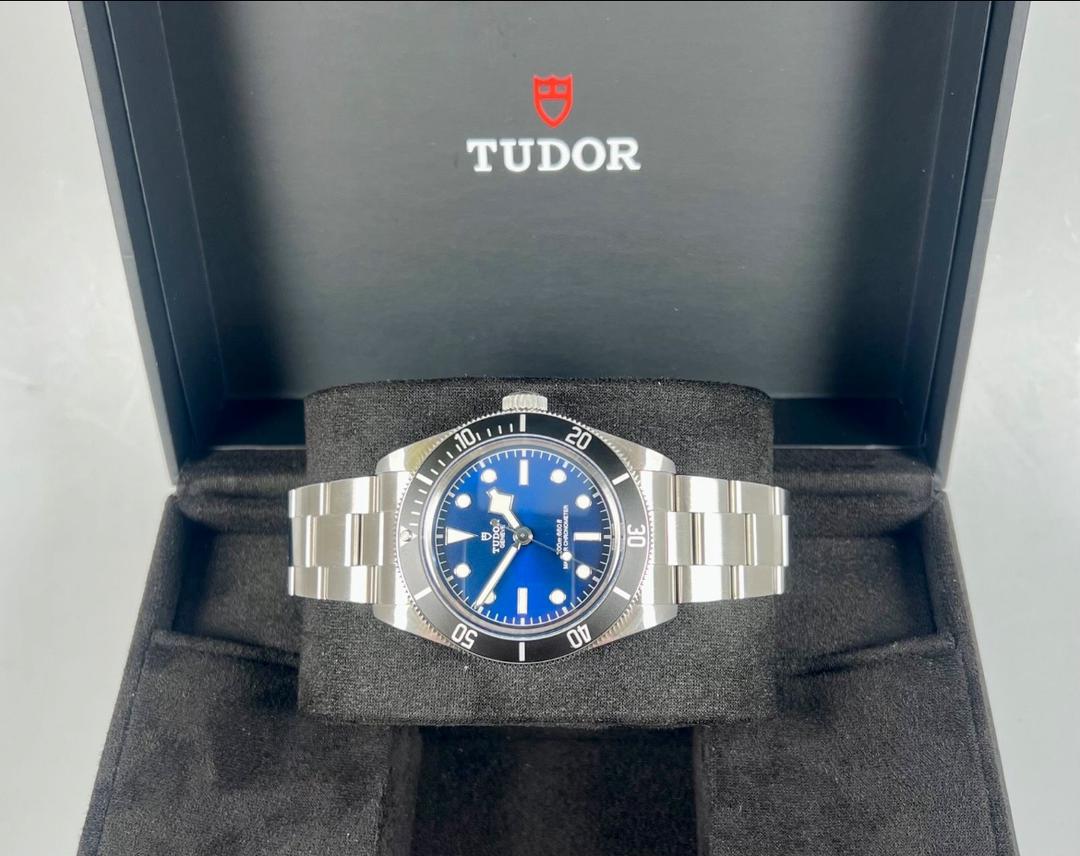 Tudor Black Bay 68| Bleue | Ensemble complet | NEUVE | 2025