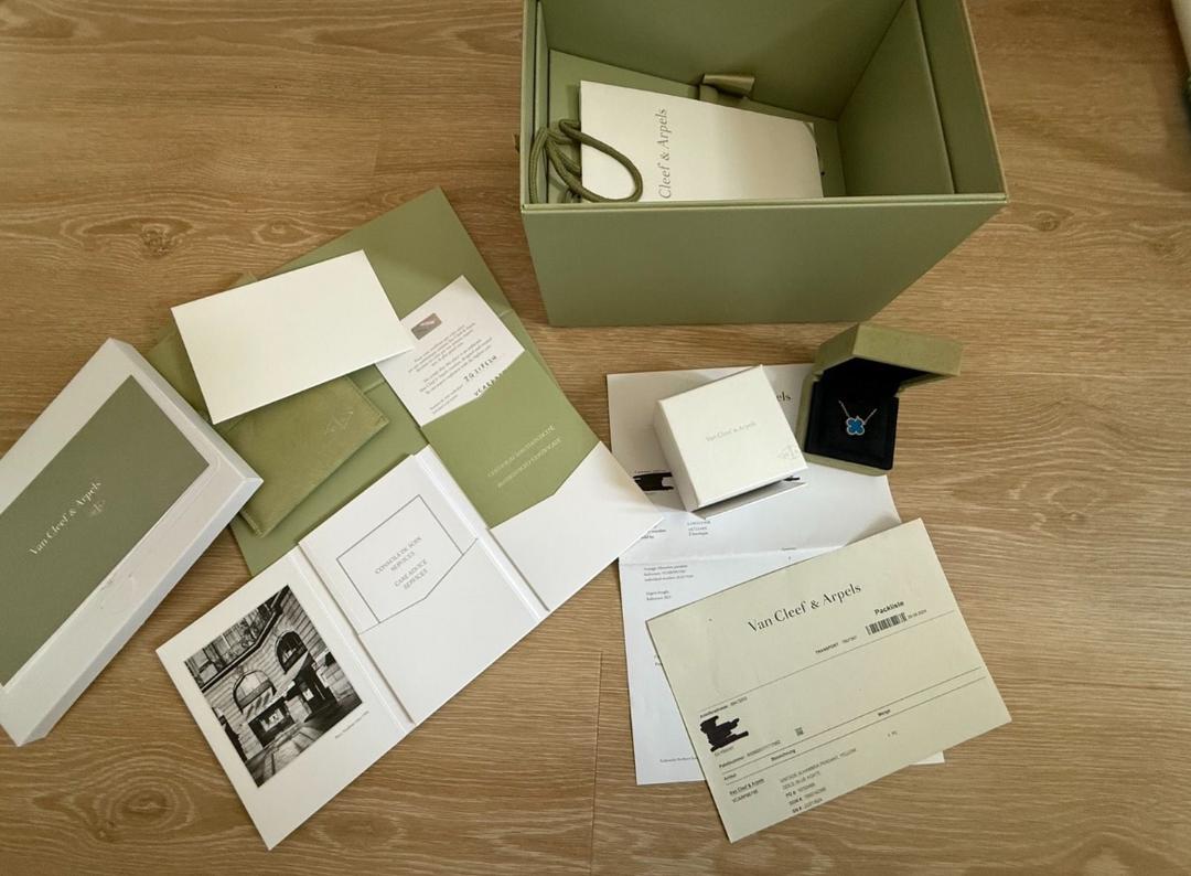 Van Cleef & Arpels Alhambra VCA *Ensemble complet* Agate Or 750