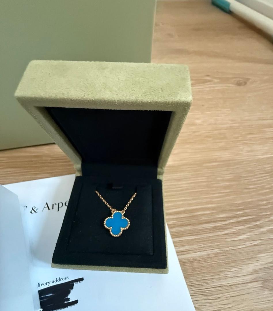 Van Cleef & Arpels Alhambra VCA *Ensemble complet* Agate Or 750