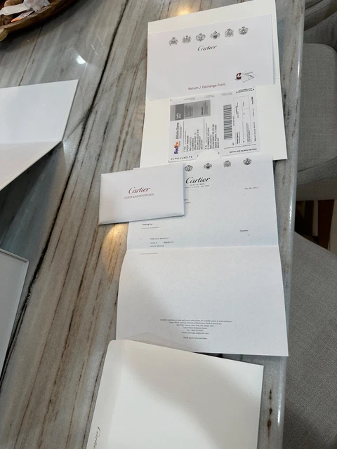 bracelet love cartier en or rose taille 17