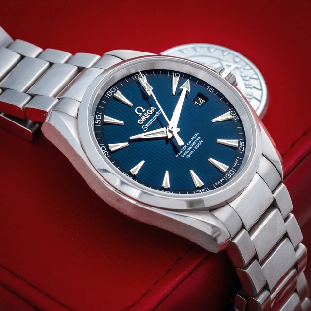 Montre Omega Seamaster Aqua Terra 23110422103003 à cadran bleu Aquaterra 150 m