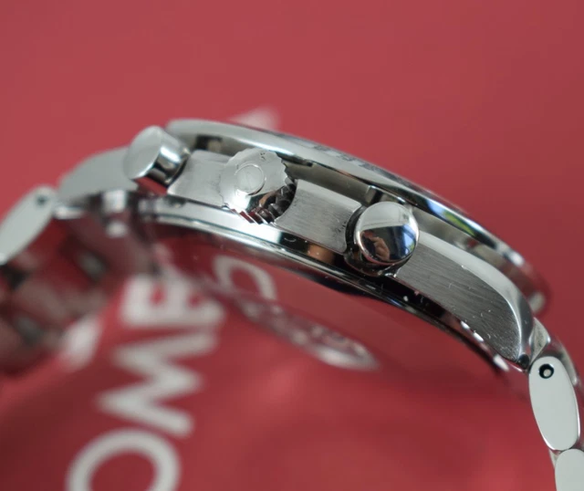 Omega Speedmaster Triple Date 3523.80.00, papiers, boîte générique, 1 an, GTE, 2003