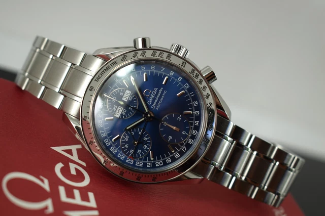 Omega Speedmaster Triple Date 3523.80.00, papiers, boîte générique, 1 an, GTE, 2003